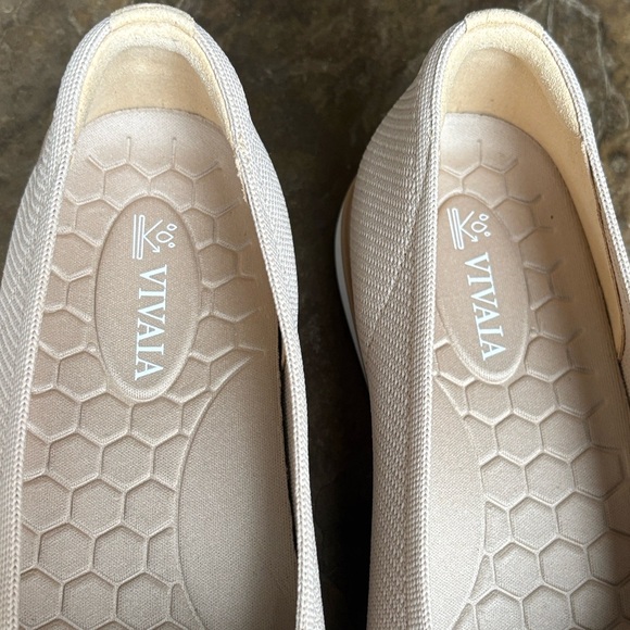 Vivaia Mabel Square-Toe All-Day Standing Flat - Picture 13 of 14